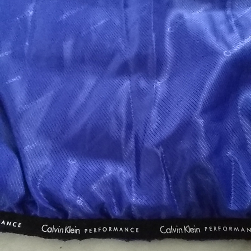 Calvin Klein Performance puffer vest. - Picture 7 of 13